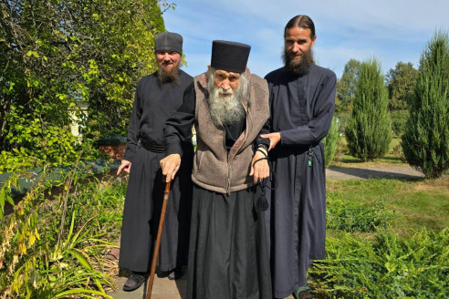 Смена валюты в 2026 году: в Оптиной пустыни нашли последнее пророчество старца